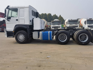 Concessionnaire SINOTRUK de camion tracteur HOWO V7 6X4